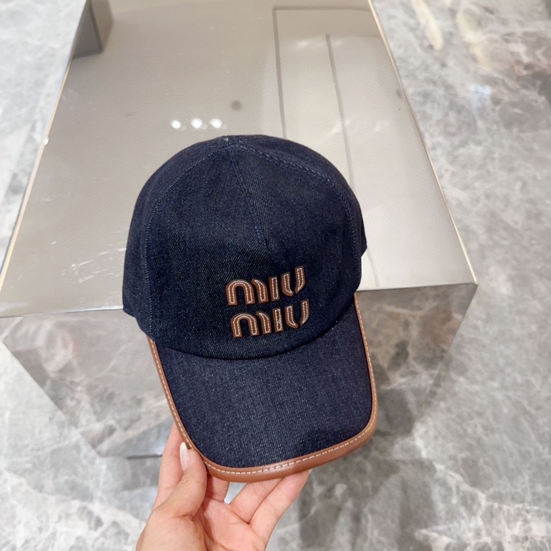 Miu Miu Caps